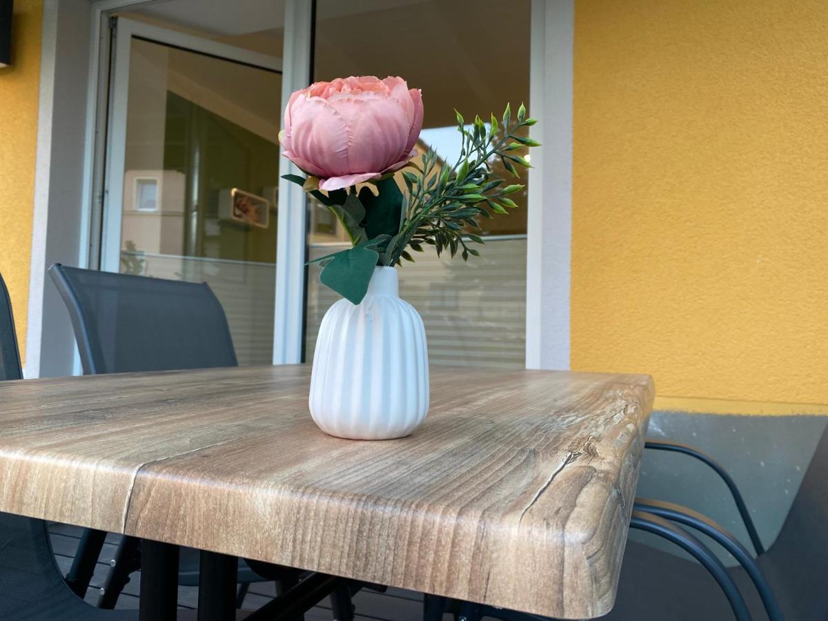 Hempis Ferienwohnungen Hochkirch Esterno foto