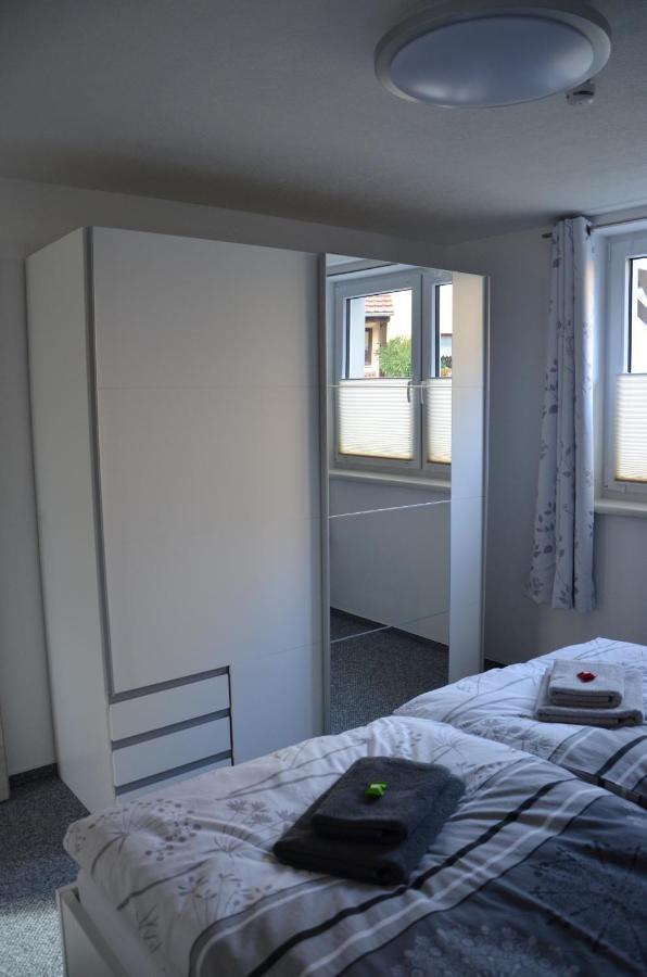 Hempis Ferienwohnungen Hochkirch Esterno foto